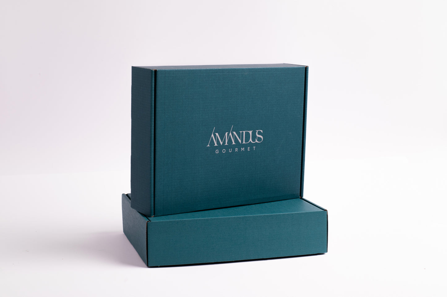 Small gourmet gift set: condiments and crispbreads